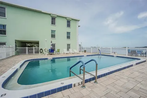 464 Paula Drive N Dunedin FL 34698