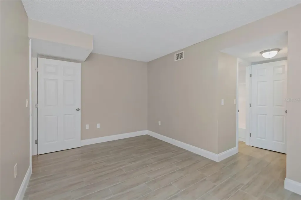 4910 38th Way S St Petersburg FL 33711