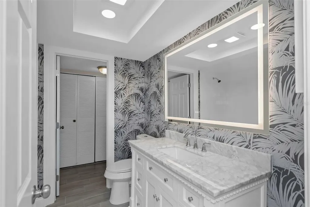 4910 38th Way S St Petersburg FL 33711
