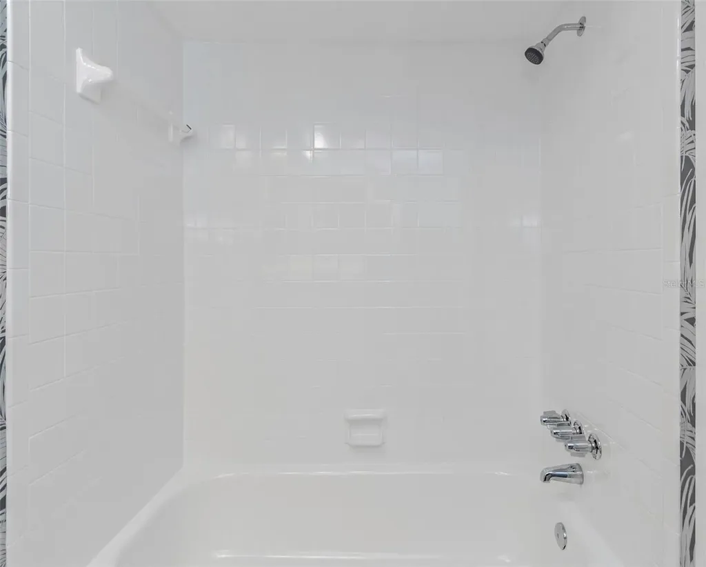 4910 38th Way S St Petersburg FL 33711