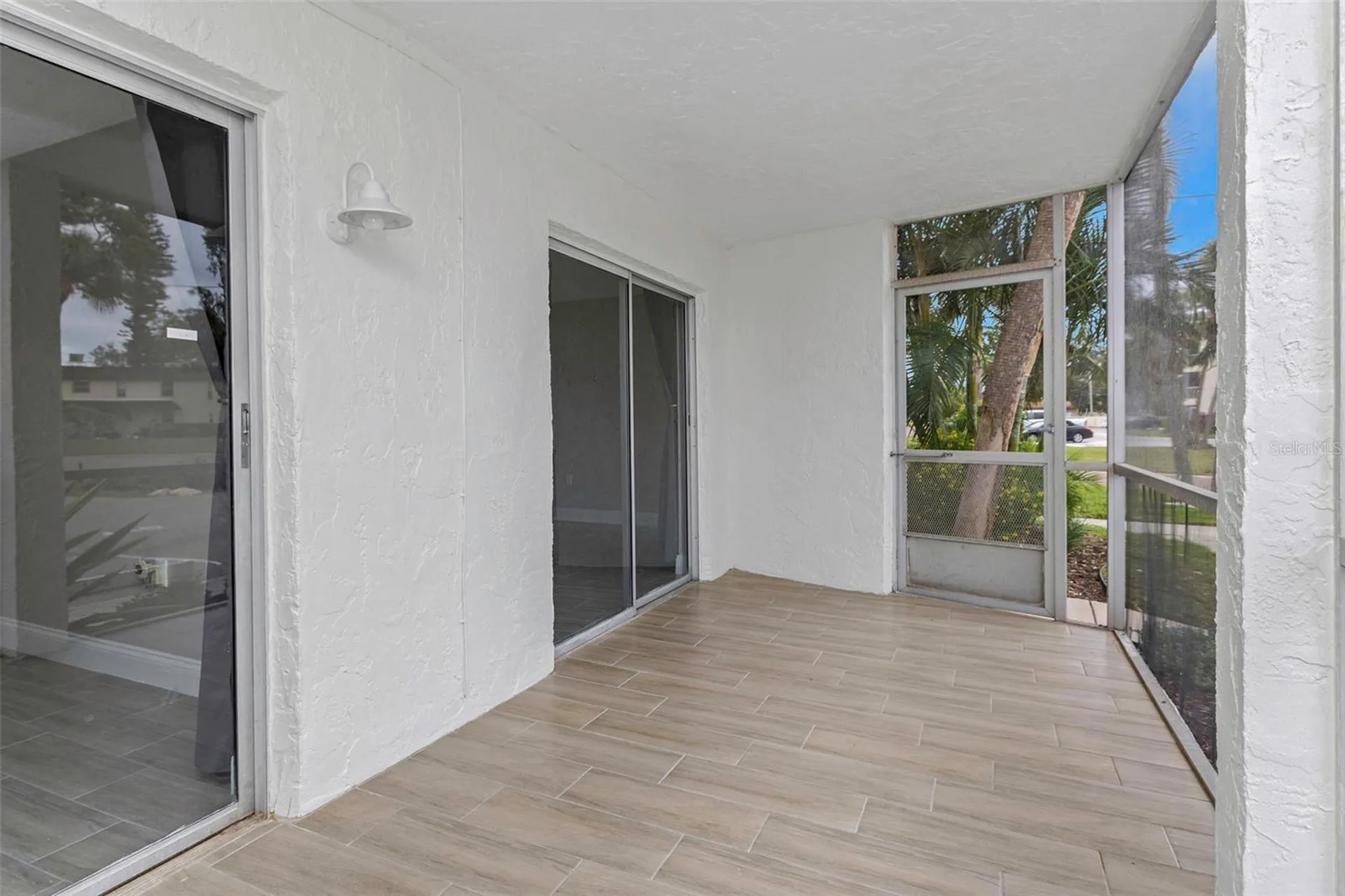 4910 38th Way S St Petersburg FL 33711