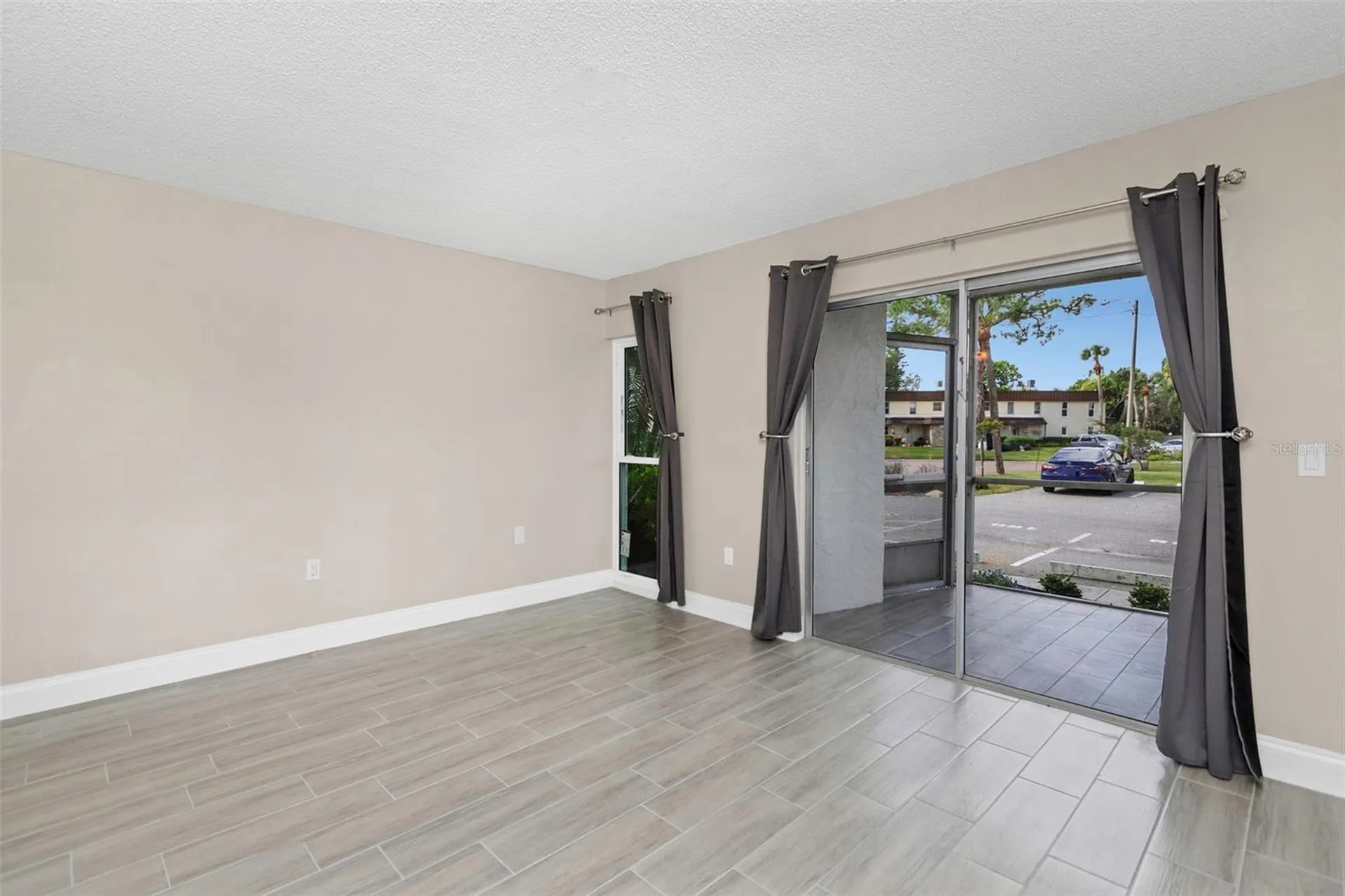 4910 38th Way S St Petersburg FL 33711