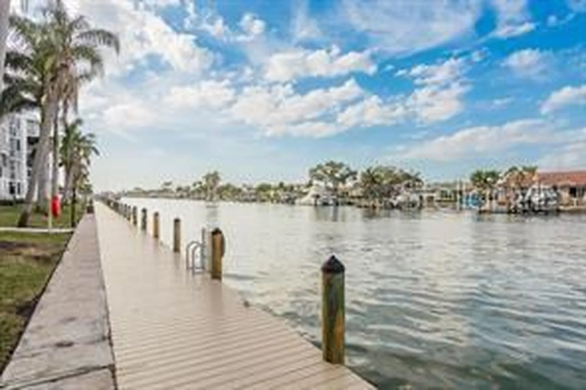 4910 38th Way S St Petersburg FL 33711