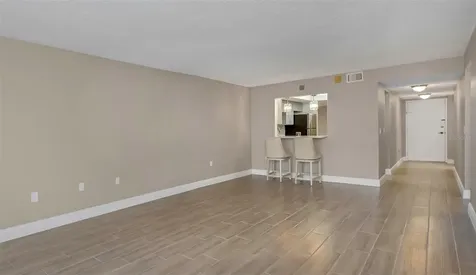 4910 38th Way S St Petersburg FL 33711