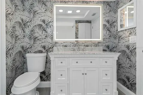 4910 38th Way S St Petersburg FL 33711
