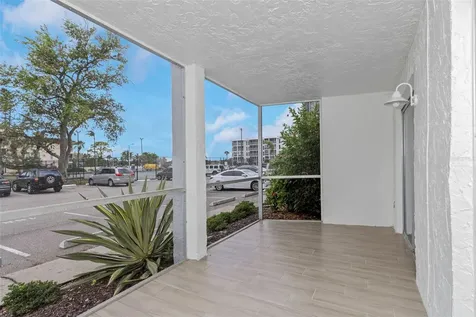 4910 38th Way S St Petersburg FL 33711