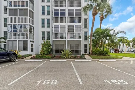 4910 38th Way S St Petersburg FL 33711