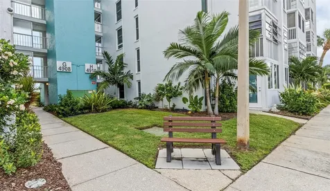 4910 38th Way S St Petersburg FL 33711