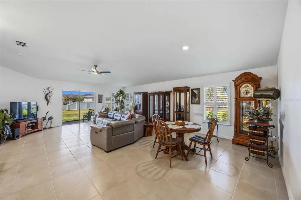 3576 74th Avenue Circle E Sarasota FL 34243