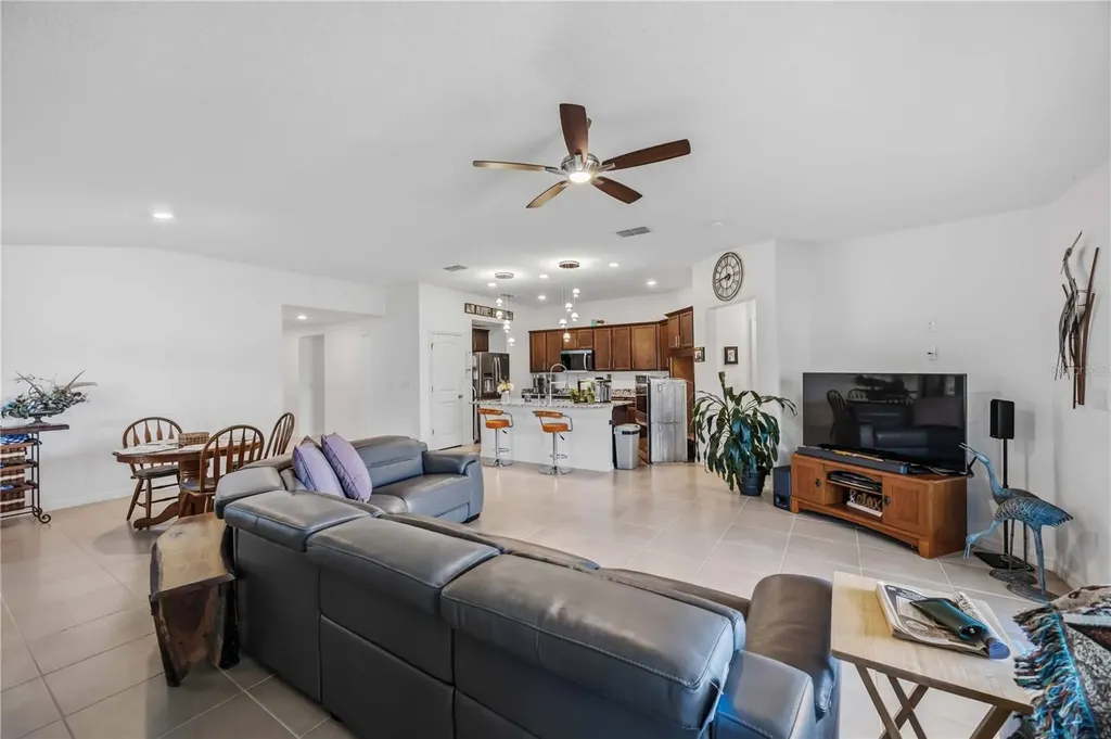 3576 74th Avenue Circle E Sarasota FL 34243