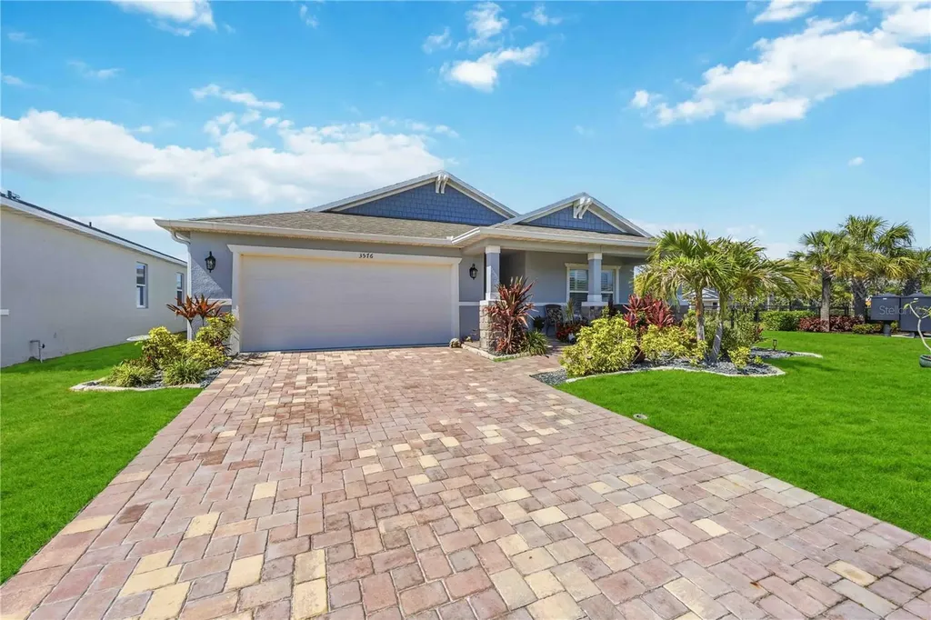 3576 74th Avenue Circle E Sarasota FL 34243