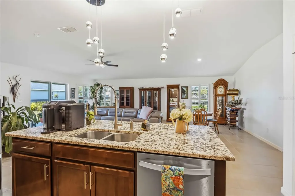 3576 74th Avenue Circle E Sarasota FL 34243