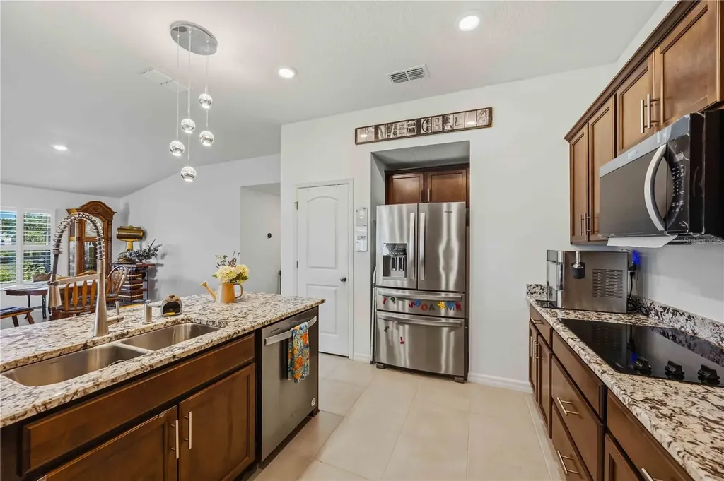 3576 74th Avenue Circle E Sarasota FL 34243