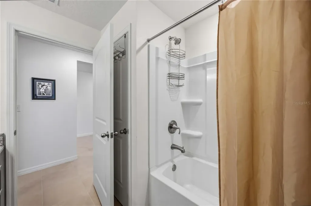 3576 74th Avenue Circle E Sarasota FL 34243