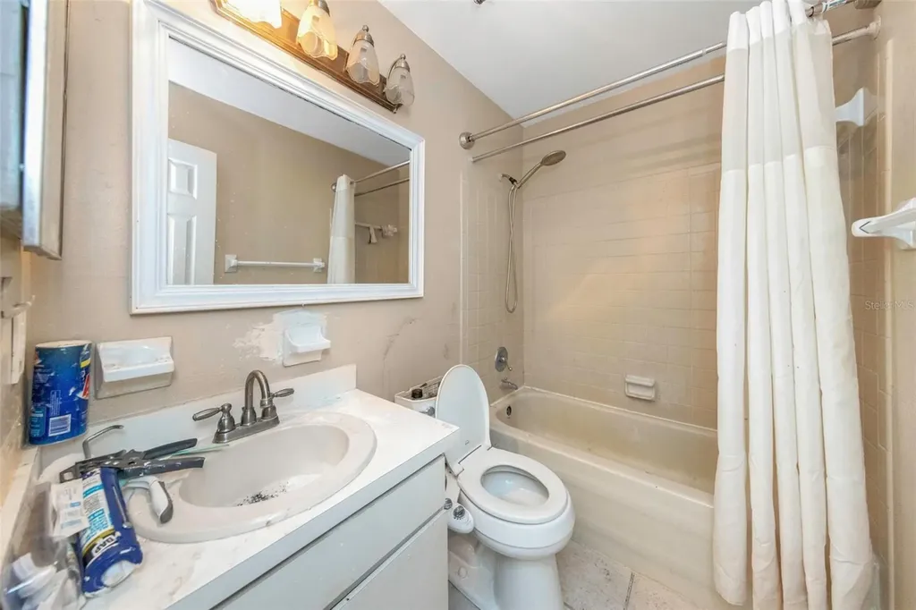 17704 Rivendel Road Lutz FL 33549