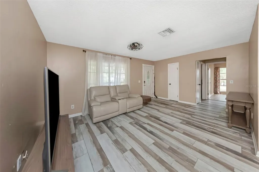 17704 Rivendel Road Lutz FL 33549