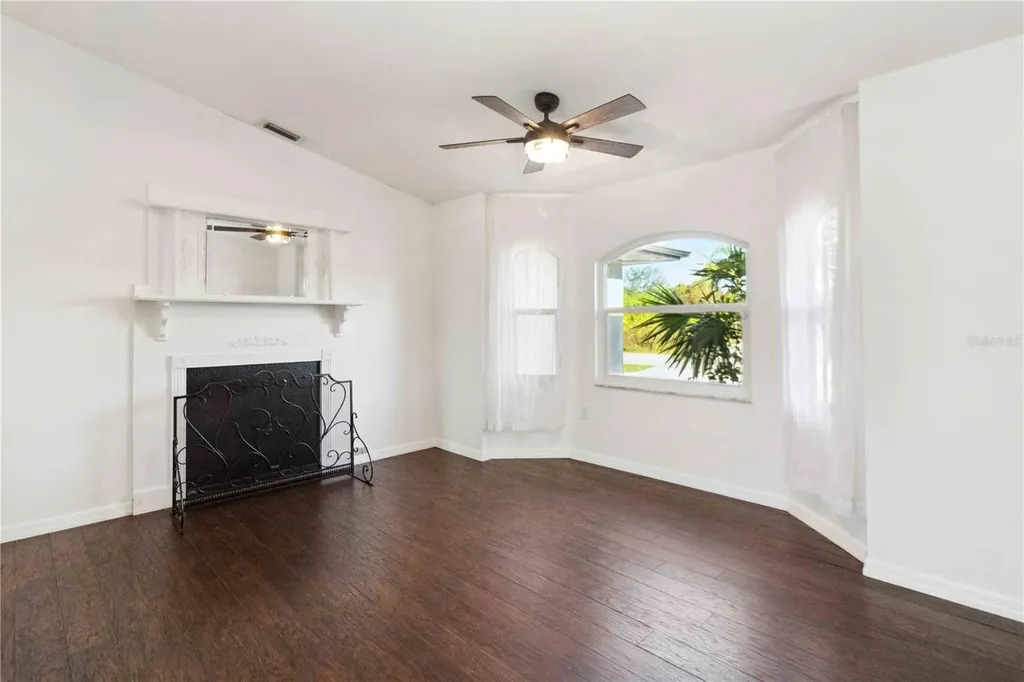 23261 Lehigh Avenue Port Charlotte FL 33954