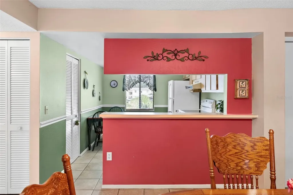 106 W Cypress Court Oldsmar FL 34677
