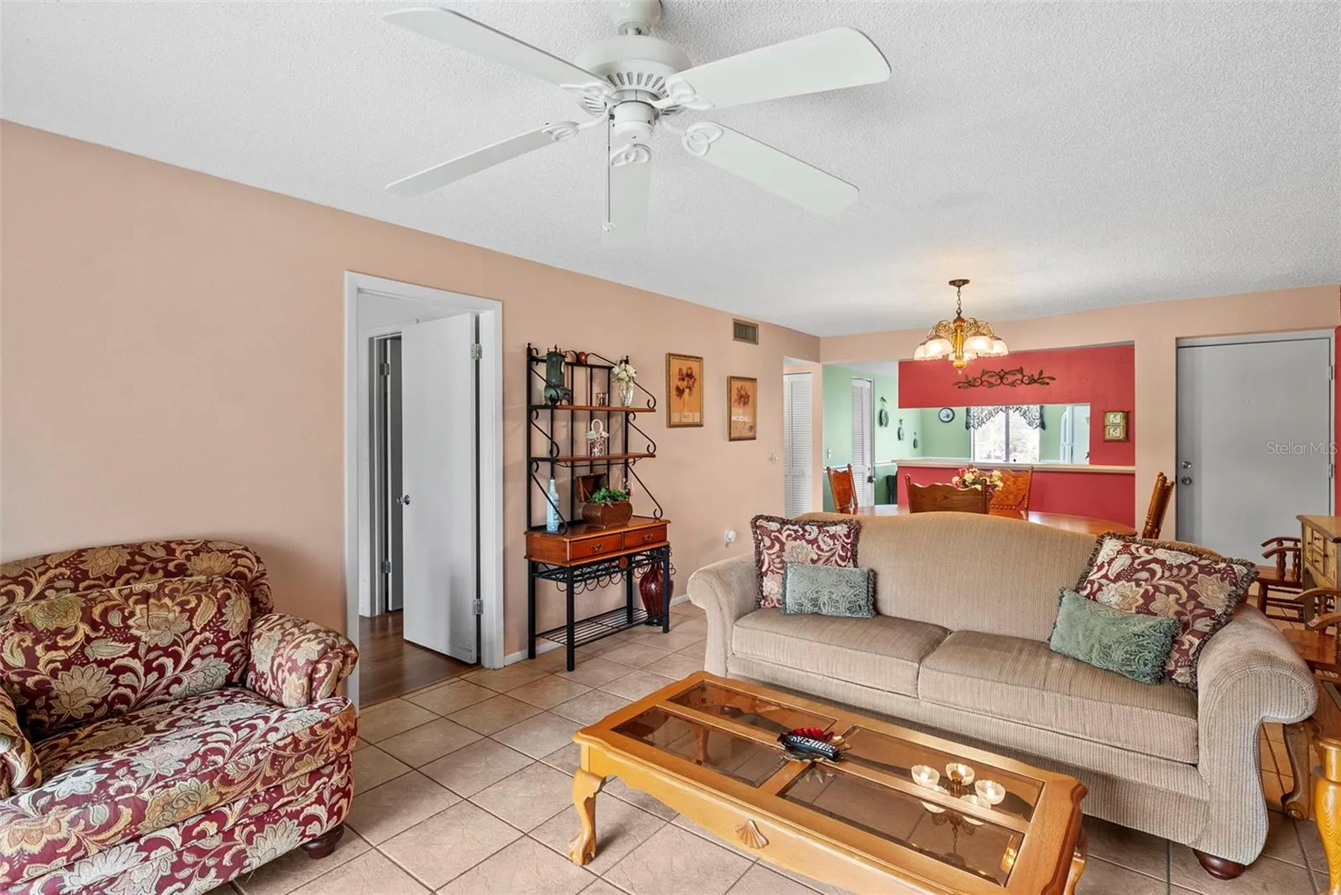 106 W Cypress Court Oldsmar FL 34677