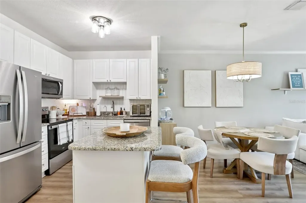 4221 W Spruce Street Tampa FL 33607