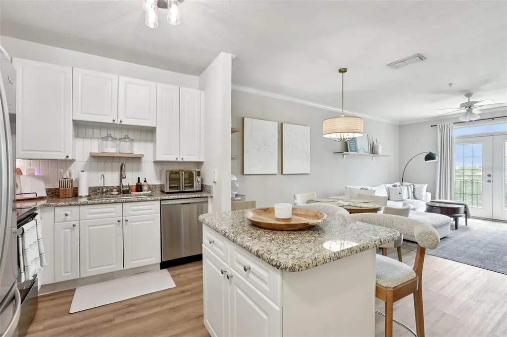 4221 W Spruce Street Tampa FL 33607