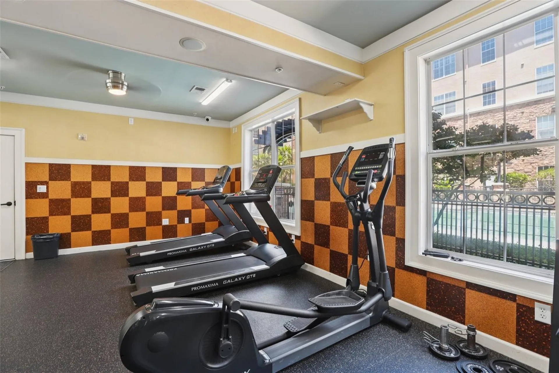 4221 W Spruce Street Tampa FL 33607