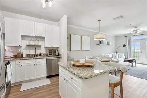 4221 W Spruce Street Tampa FL 33607