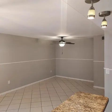 11821 Northtrail Avenue Tampa FL 33617