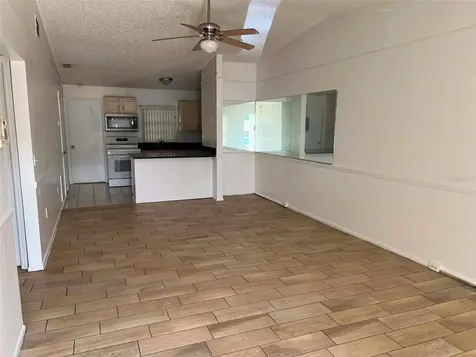1109 Woodman Way Orlando FL 32818