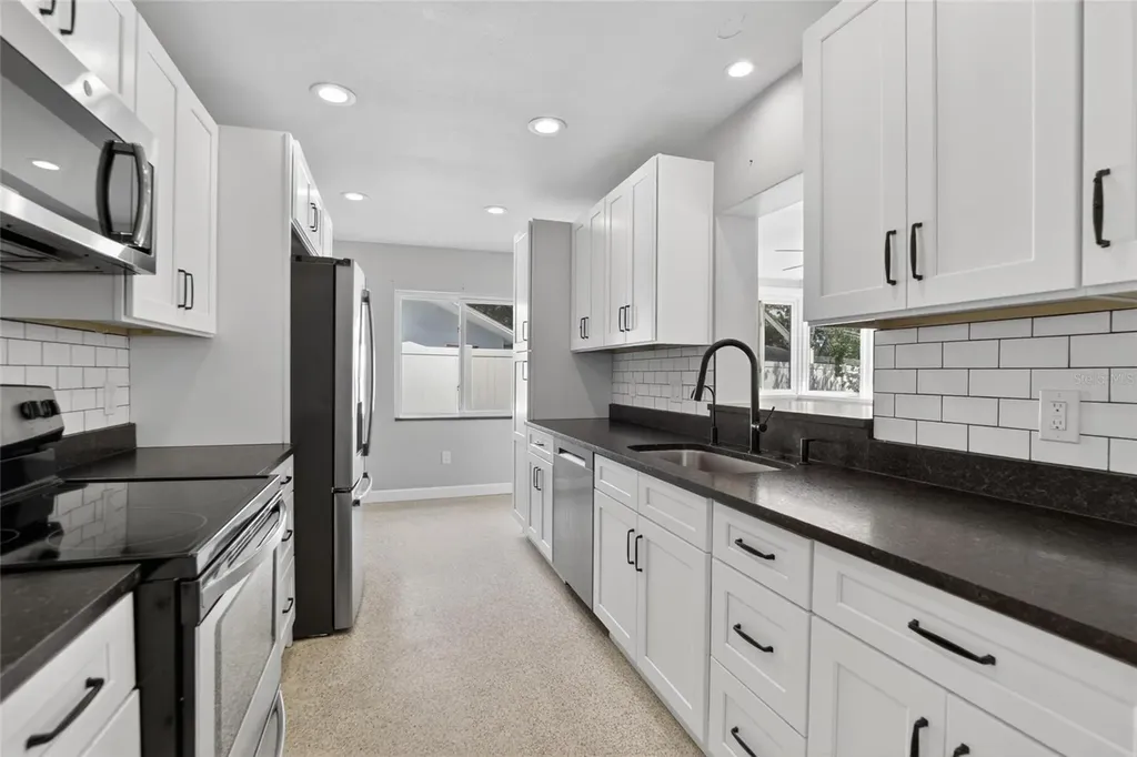 2115 Euclid Circle E Clearwater FL 33764