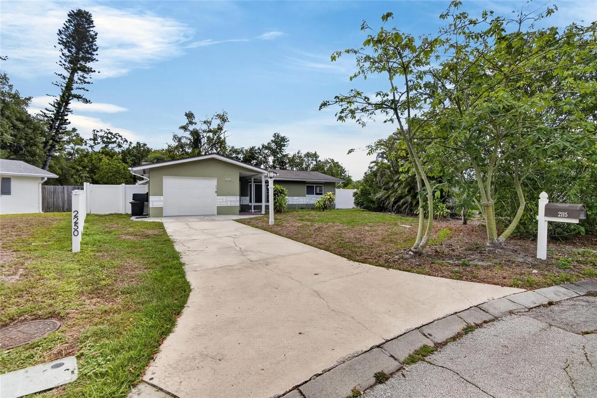 2115 Euclid Circle E Clearwater FL 33764