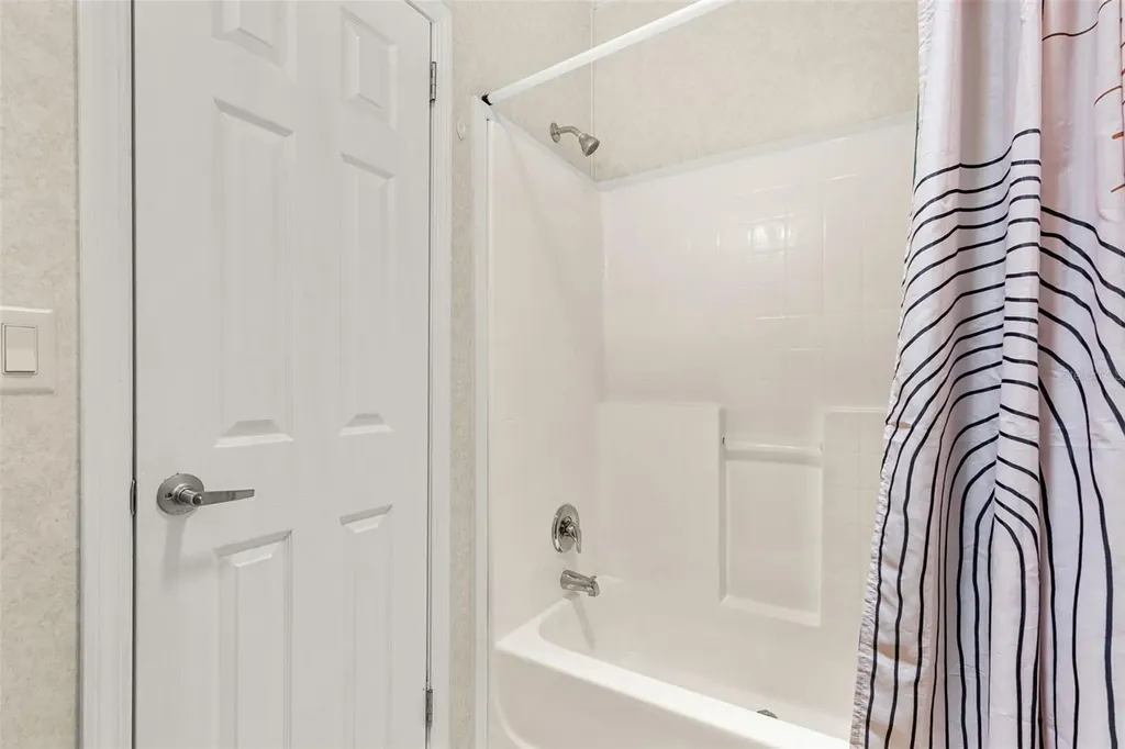 1722 Evergreen Street Kissimmee FL 34746