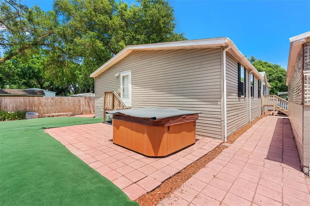 1722 Evergreen Street Kissimmee FL 34746