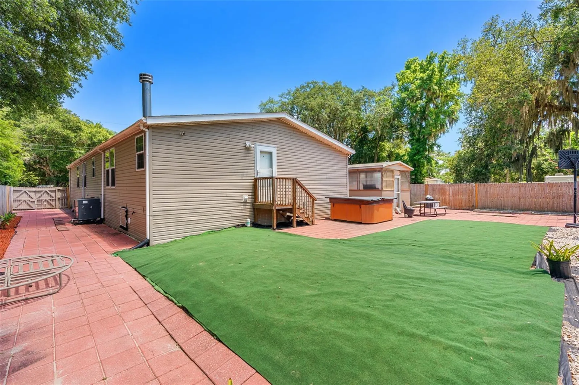 1722 Evergreen Street Kissimmee FL 34746