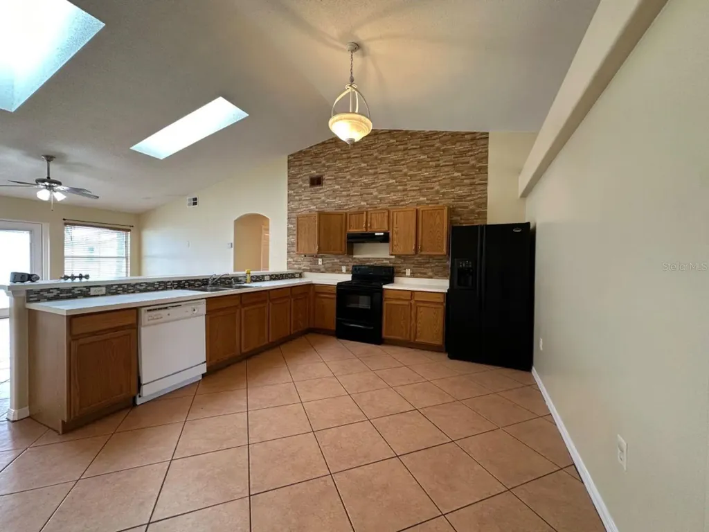 857 Blanc Court Kissimmee FL 34759
