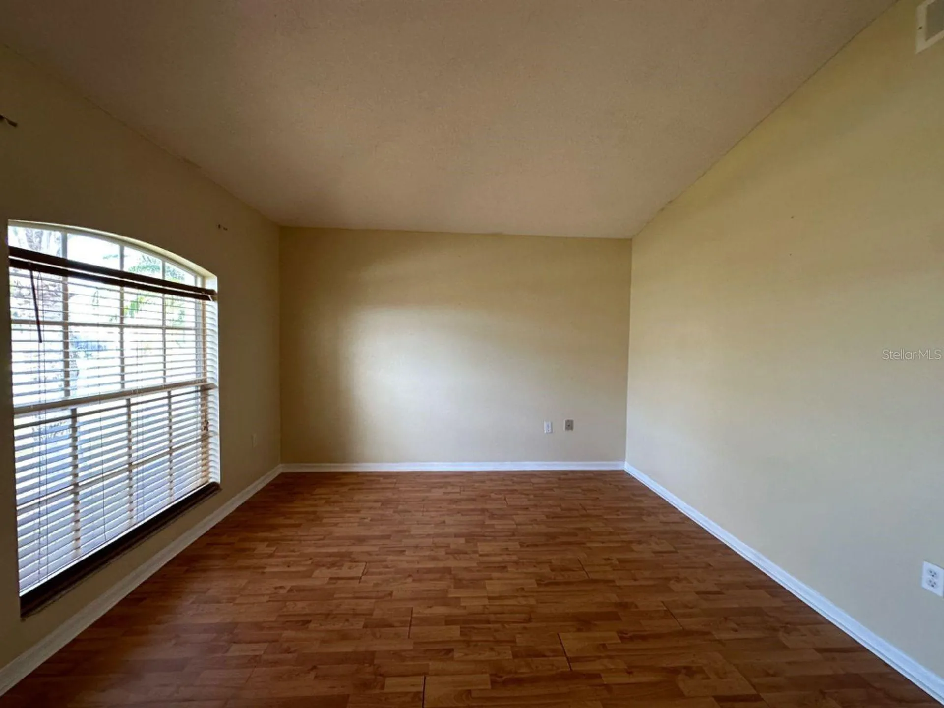 857 Blanc Court Kissimmee FL 34759