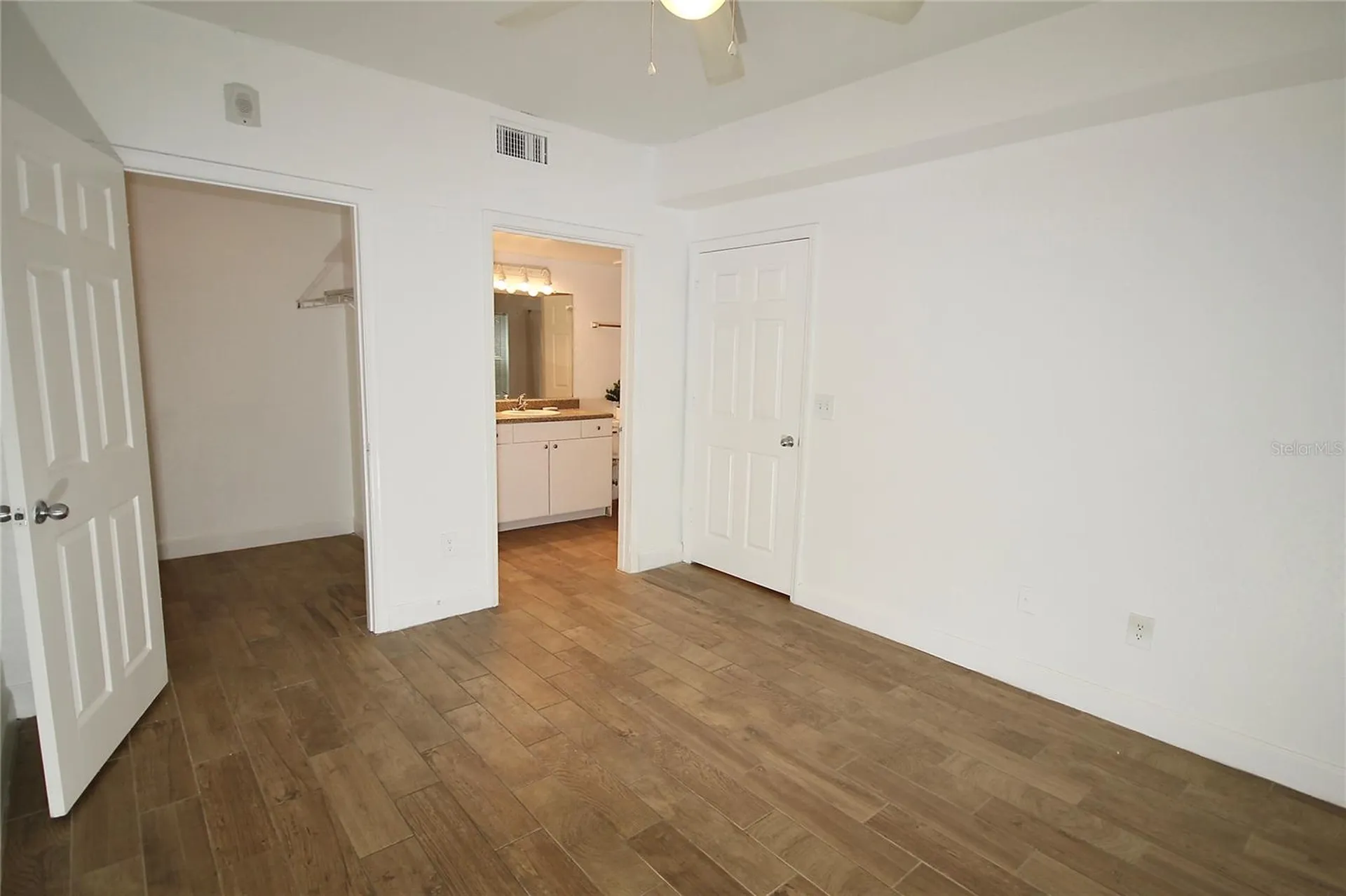 300 E South Street Orlando FL 32801