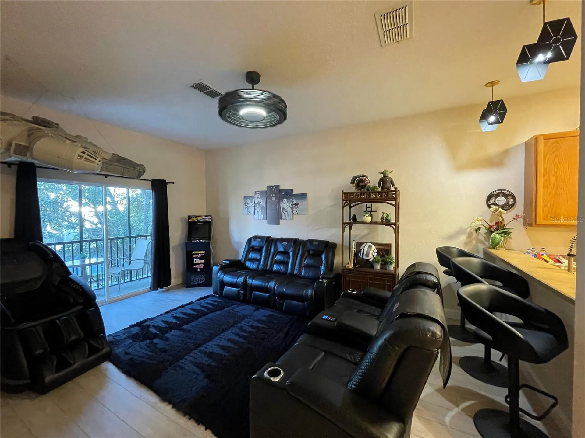 706 Gran Bahama Boulevard Davenport FL 33897