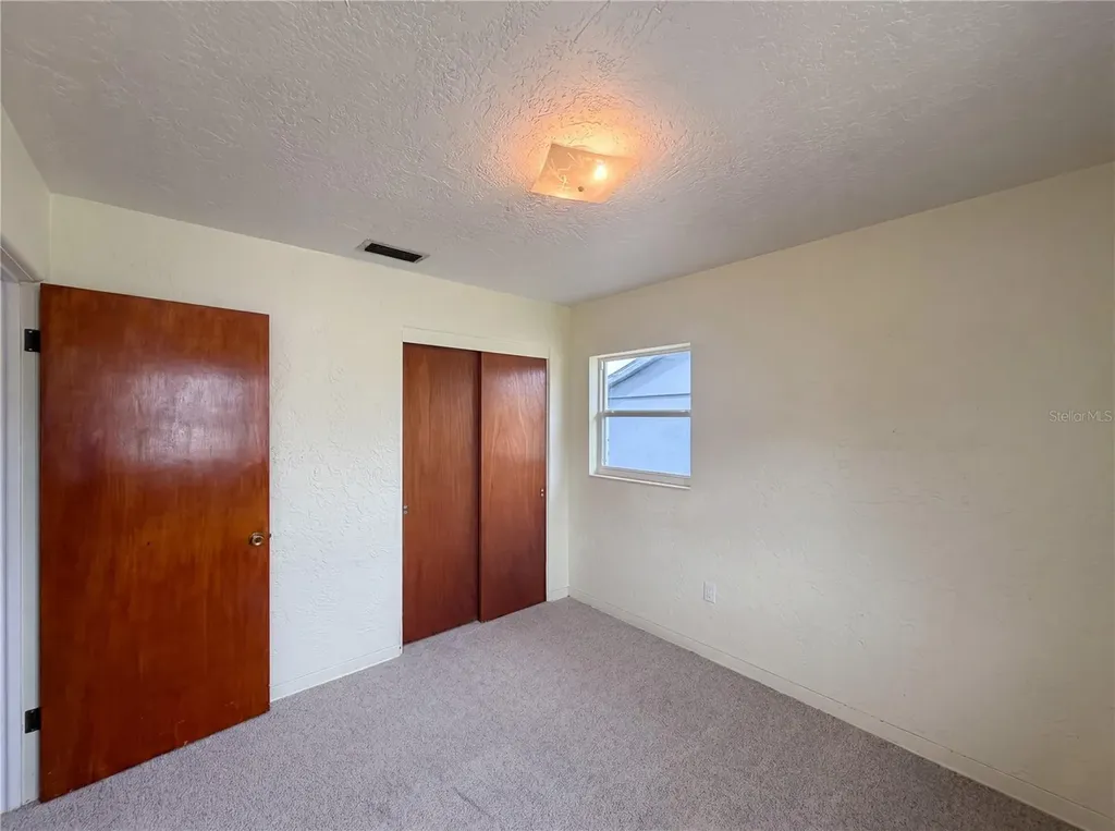 1215 Carlton Avenue Lake Wales FL 33853