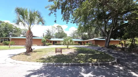 454 Cottage Circle River Ranch FL 33867