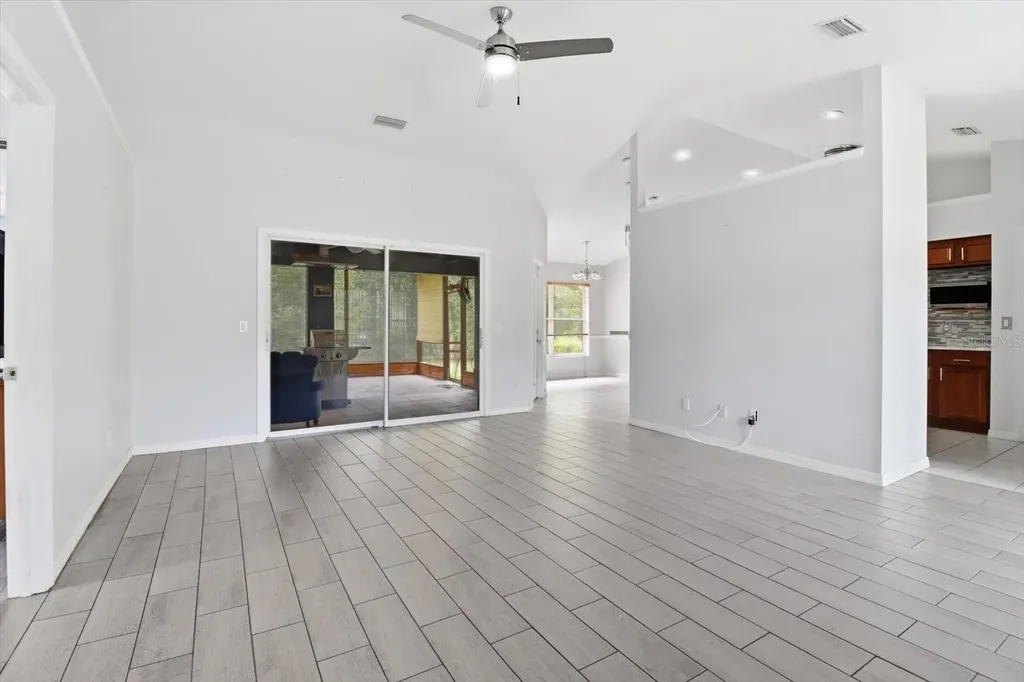 7630 N Galt Point Citrus Springs FL 34434