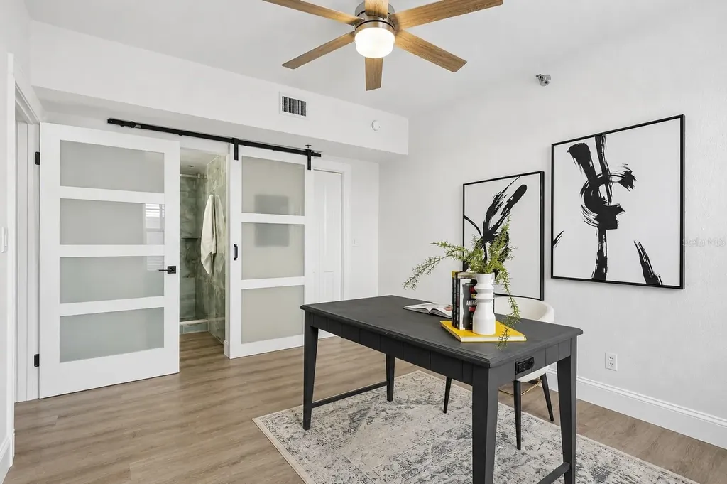 219 4th Avenue N St Petersburg FL 33701