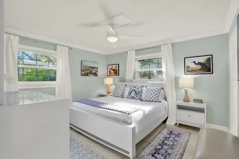 5572 100th Way N St Petersburg FL 33708