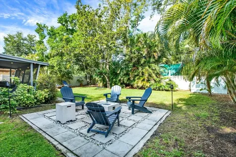 5572 100th Way N St Petersburg FL 33708