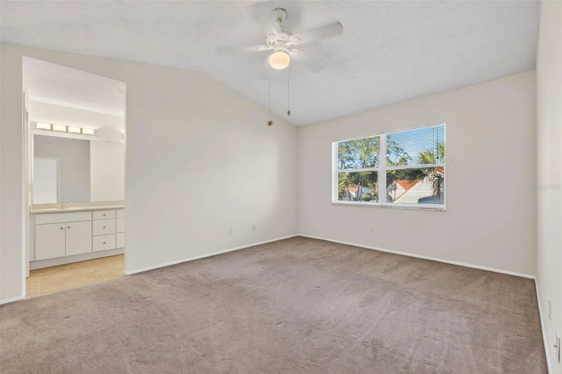 4843 Napoli Court NE St Petersburg FL 33703