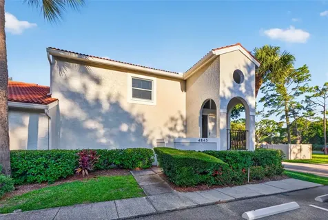4843 Napoli Court NE St Petersburg FL 33703