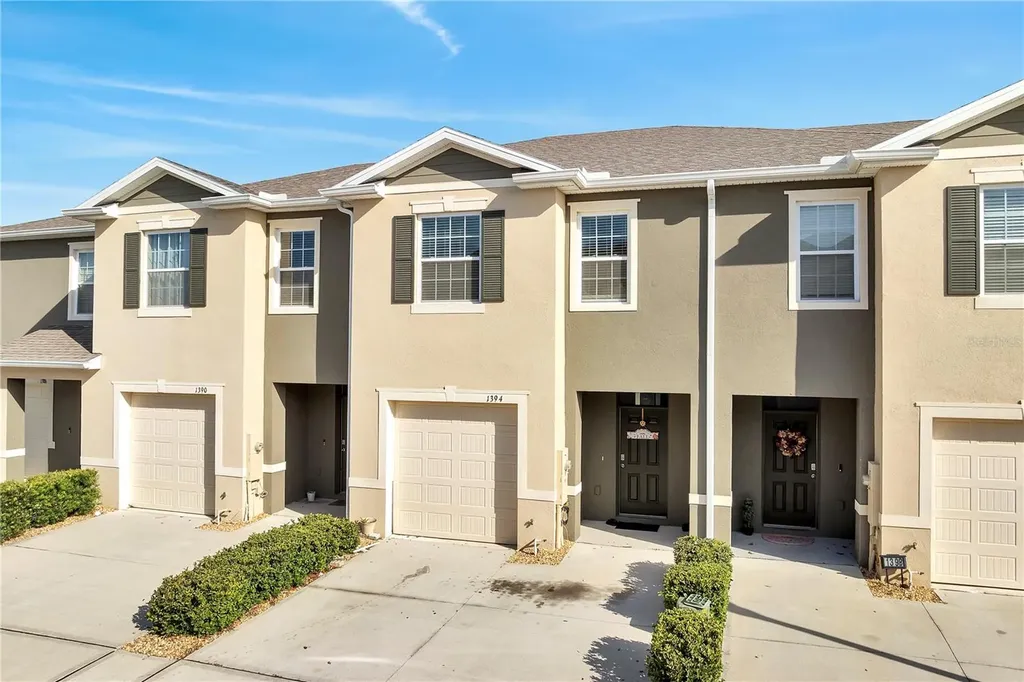 1394 Yellow Finch Drive Davenport FL 33837