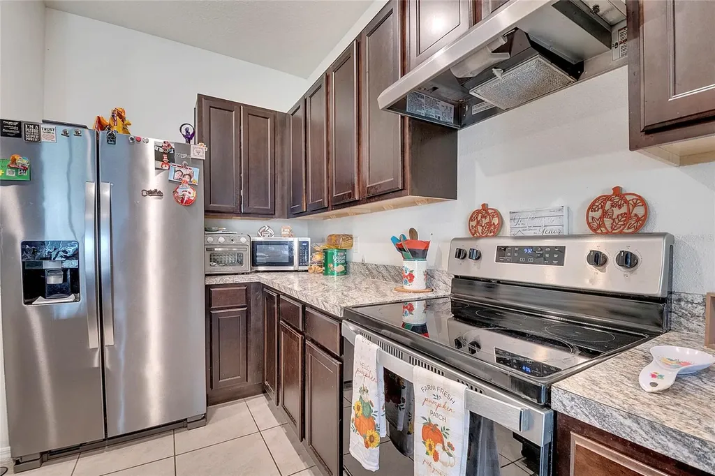 1394 Yellow Finch Drive Davenport FL 33837