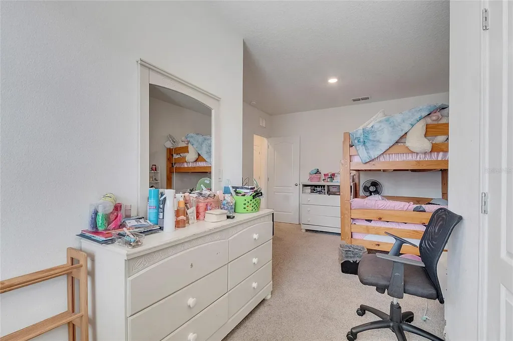 1394 Yellow Finch Drive Davenport FL 33837