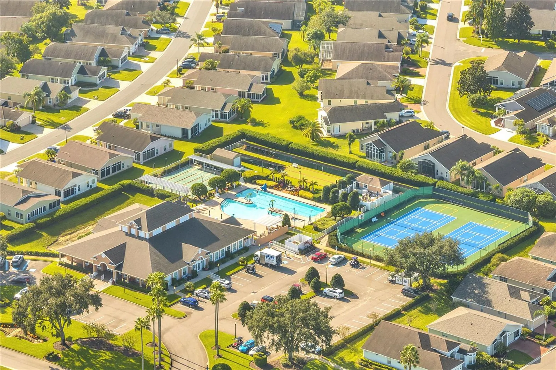 1394 Yellow Finch Drive Davenport FL 33837